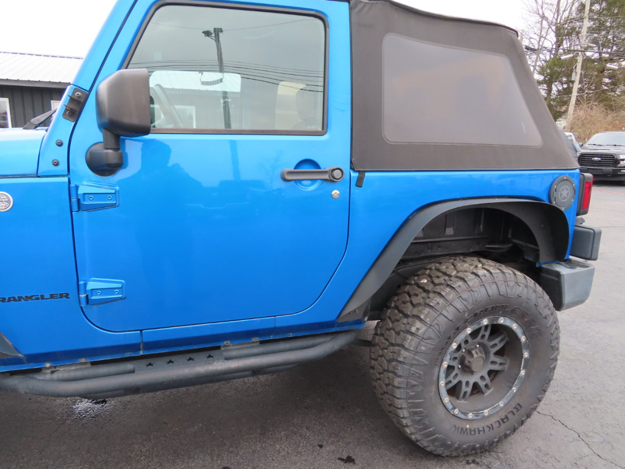 Used 2016 Jeep Wrangler Rubicon w/ Power Convenience Group image 14