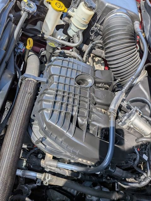 Used 2018 Dodge Grand Caravan SE image 28