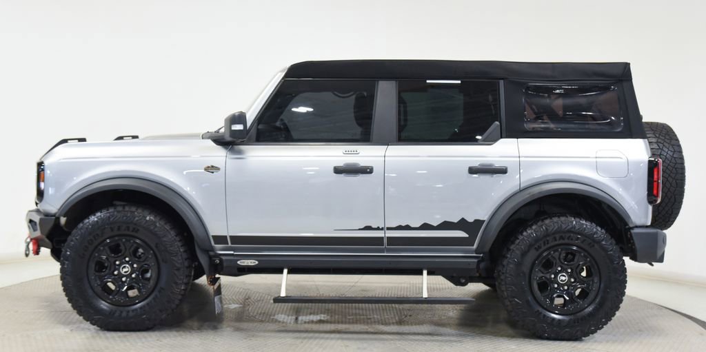 Used 2023 Ford Bronco Wildtrak AWD/4WD image 10