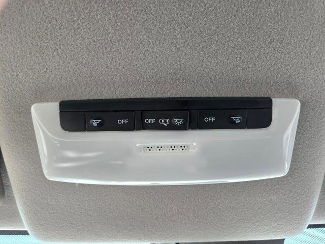 Certified 2025 Nissan Versa SV w/ Trunk Package FWD image 20