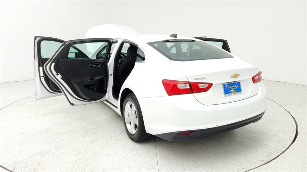 Used 2019 Chevrolet Malibu LS image 12