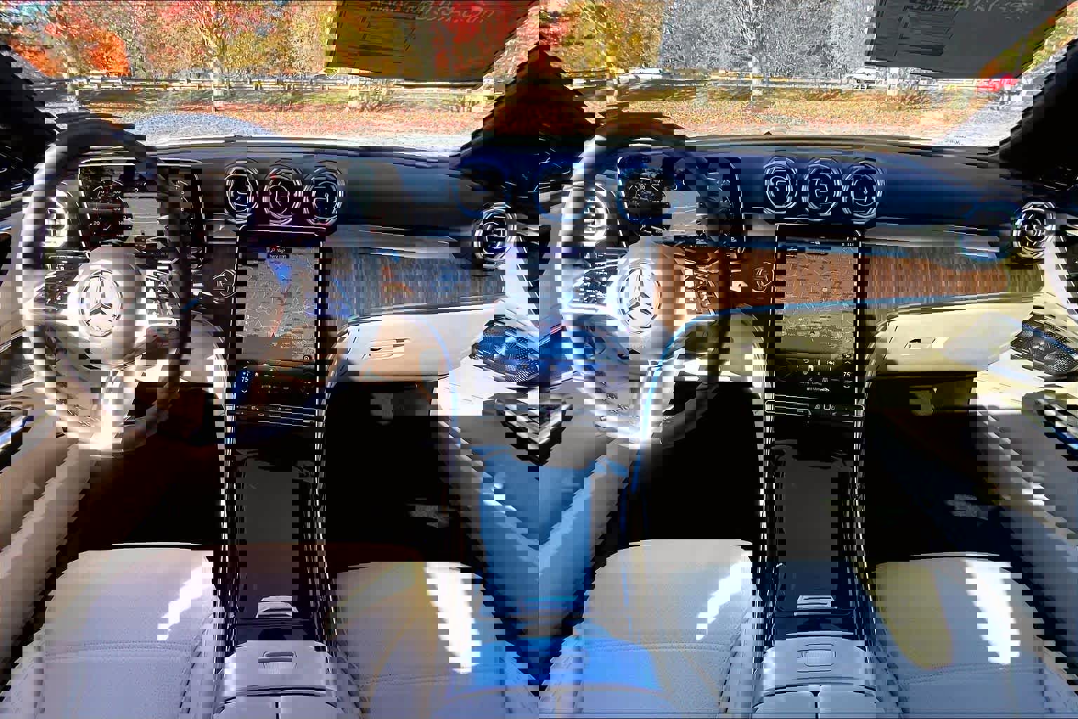 Used 2026 Mercedes-Benz C 300 4MATIC Sedan image 5