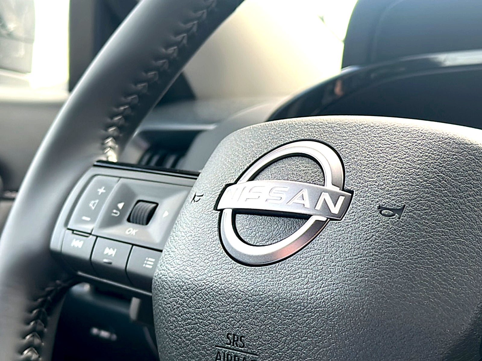 New 2026 Nissan Pathfinder SL FWD image 21