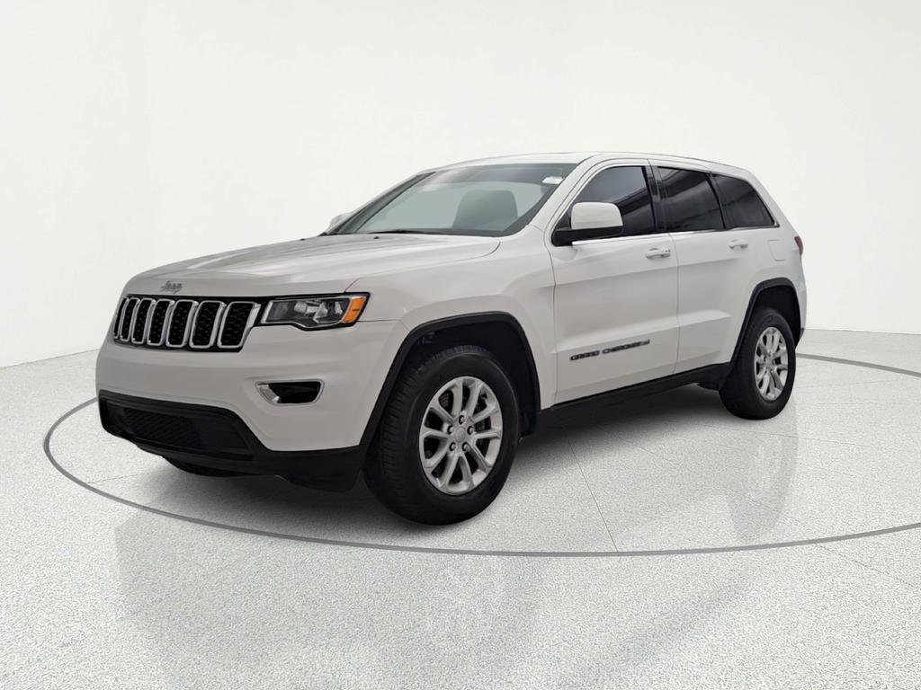 Used 2022 Jeep Grand Cherokee Laredo X image 3