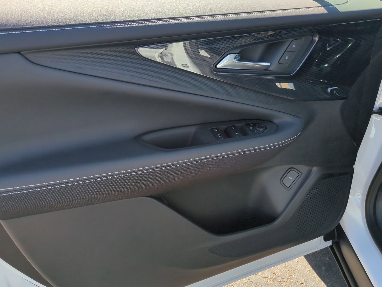 New 2026 Chevrolet Blazer EV LT image 22