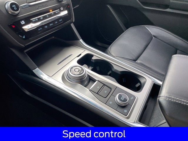 Used 2020 Ford Explorer XLT w/ Equipment Group 202A AWD/4WD image 30