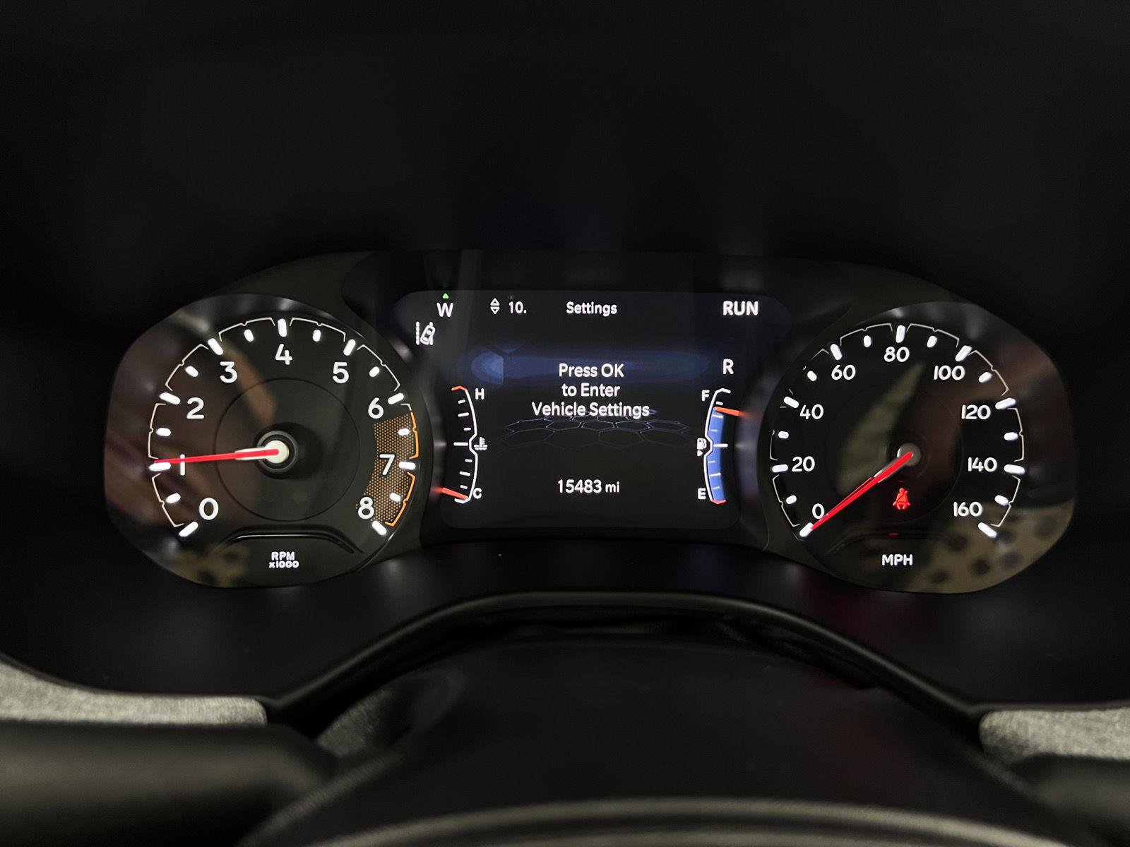 Used 2025 Jeep Compass Latitude AWD/4WD image 2