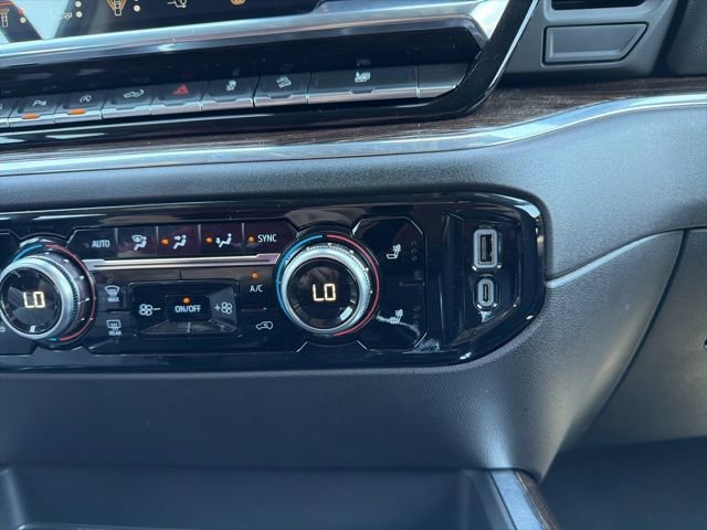 Used 2025 GMC Sierra 1500 Elevation w/ Elevation Premium Package image 26