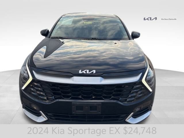Certified 2024 Kia Sportage EX image 3