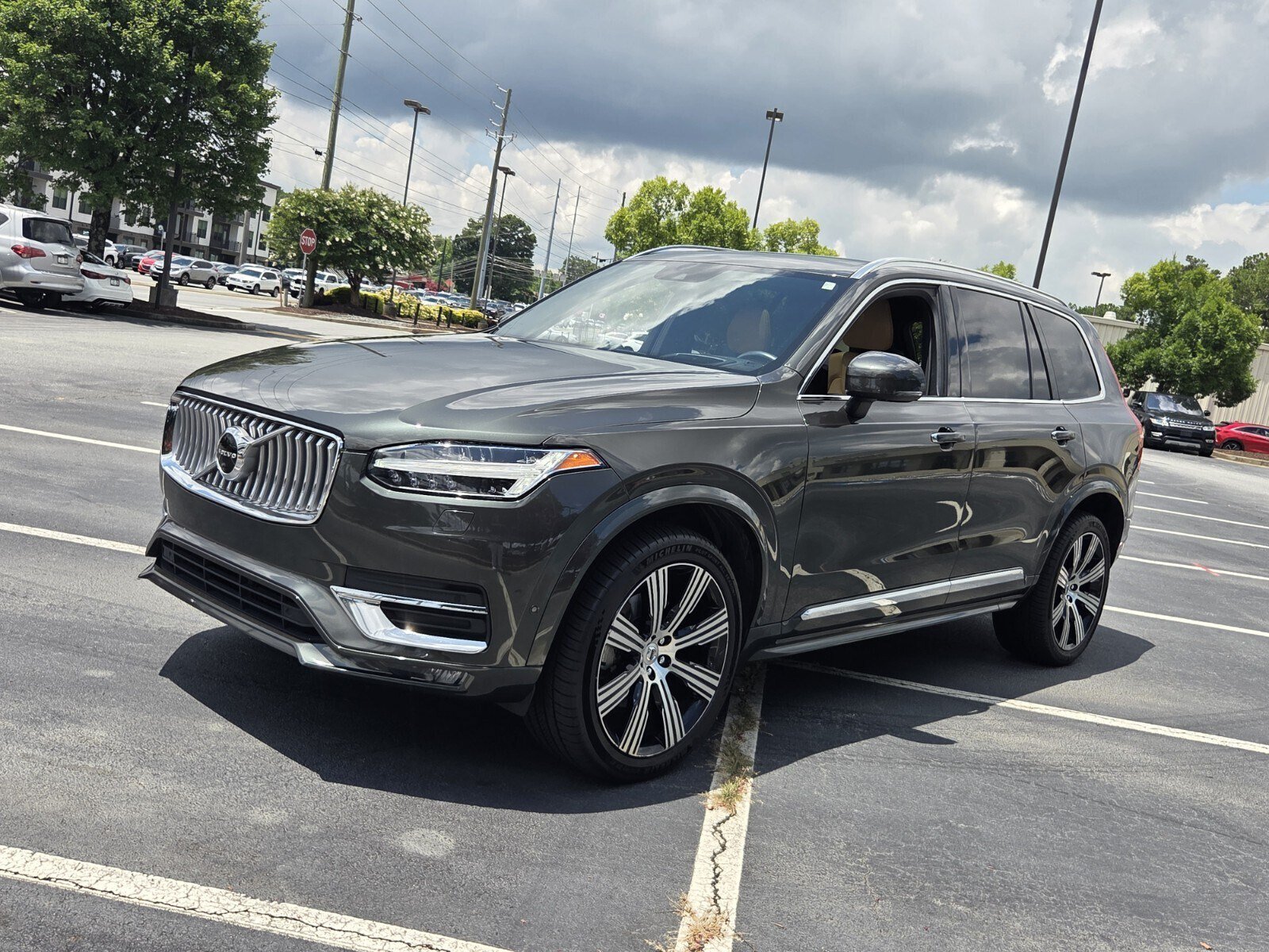 Used 2021 Volvo XC90 T6 Inscription w/ Lounge Package