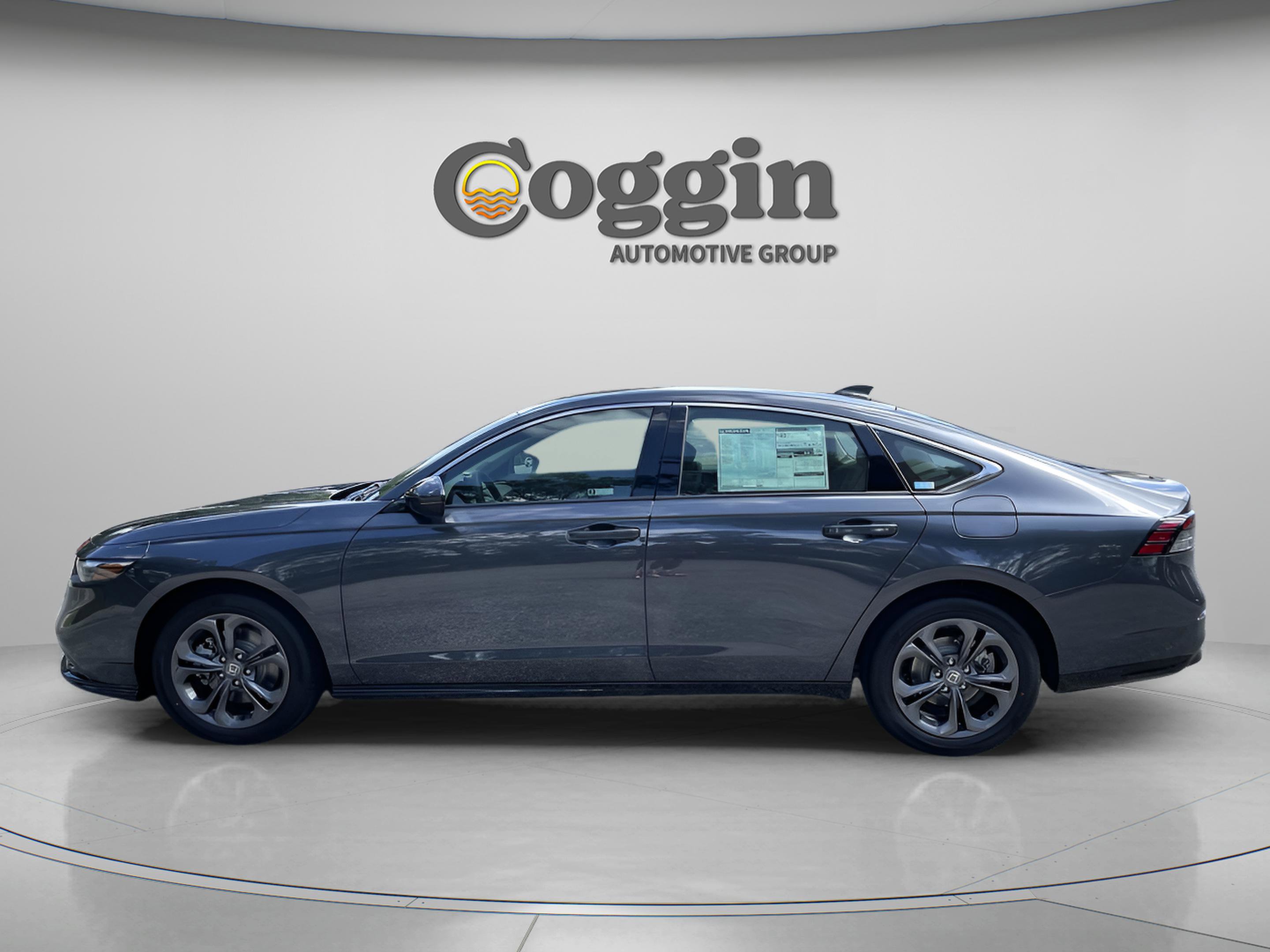 New 2025 Honda Accord EX-L image 2