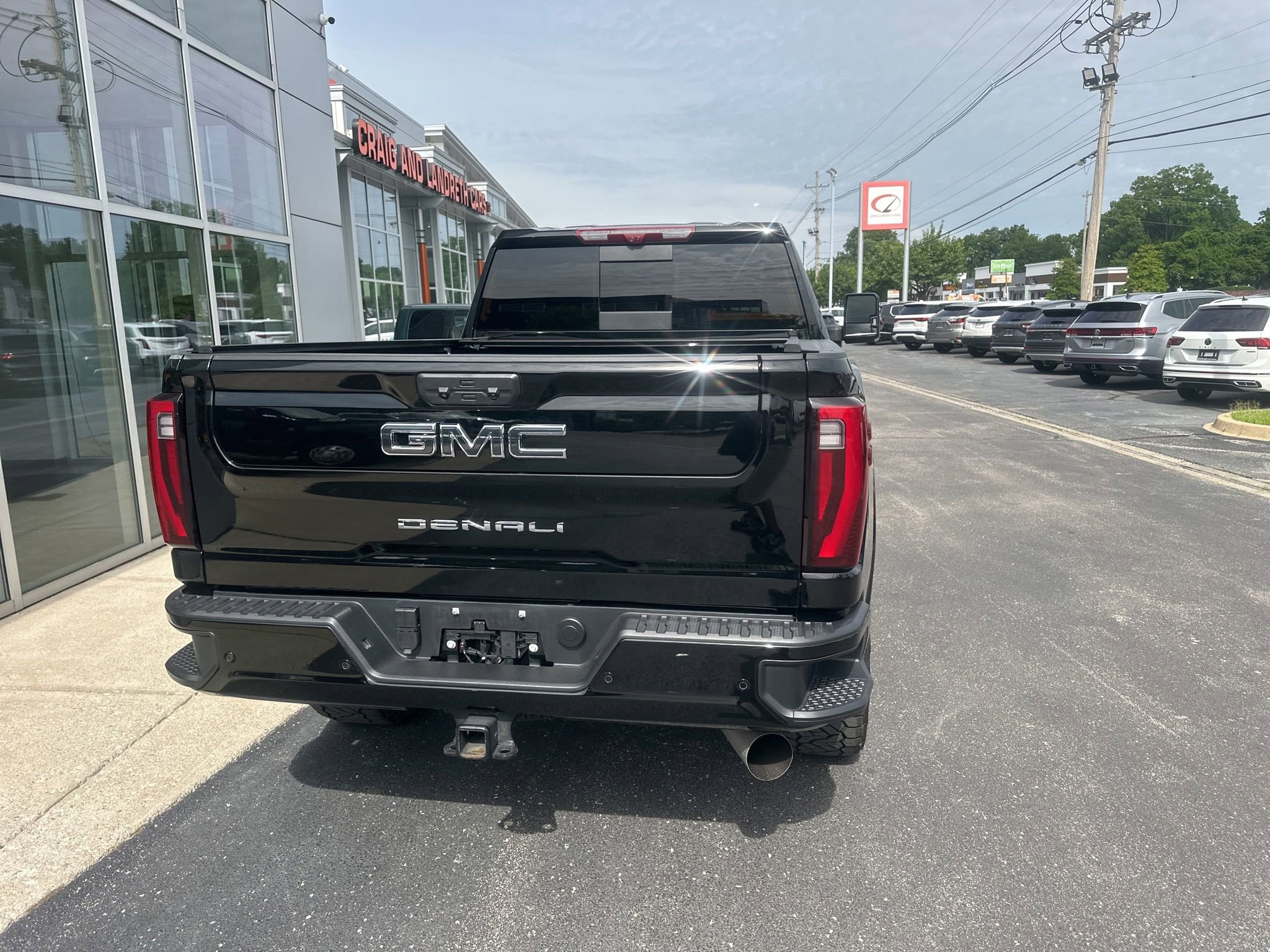 Used 2025 GMC Sierra 2500 Denali Ultimate AWD/4WD image 4