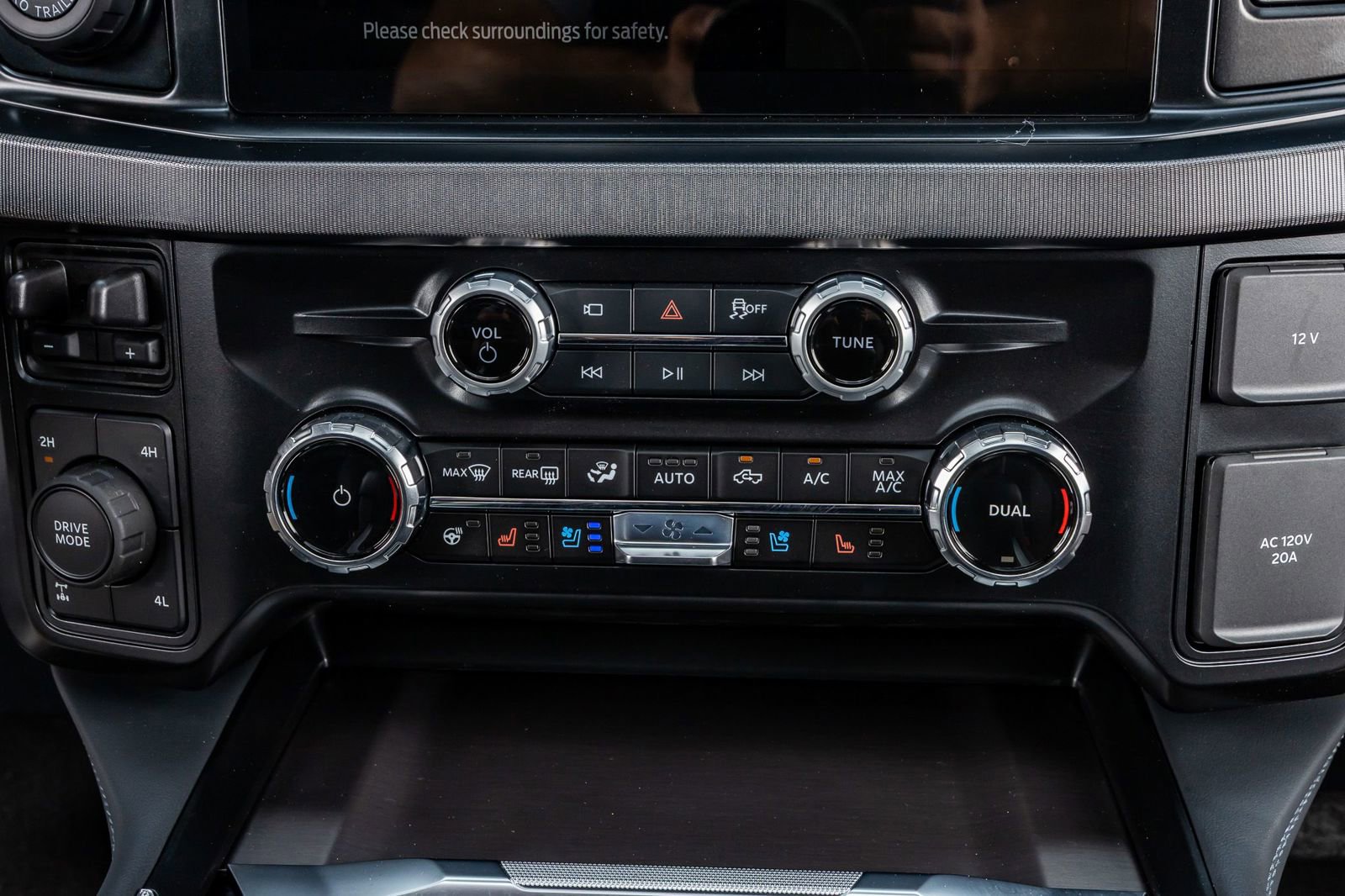 Used 2026 Ford F250 Platinum image 27