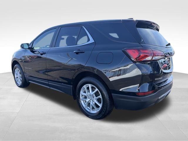 Used 2024 Chevrolet Equinox LT w/ LPO, Floor Liner Package image 3