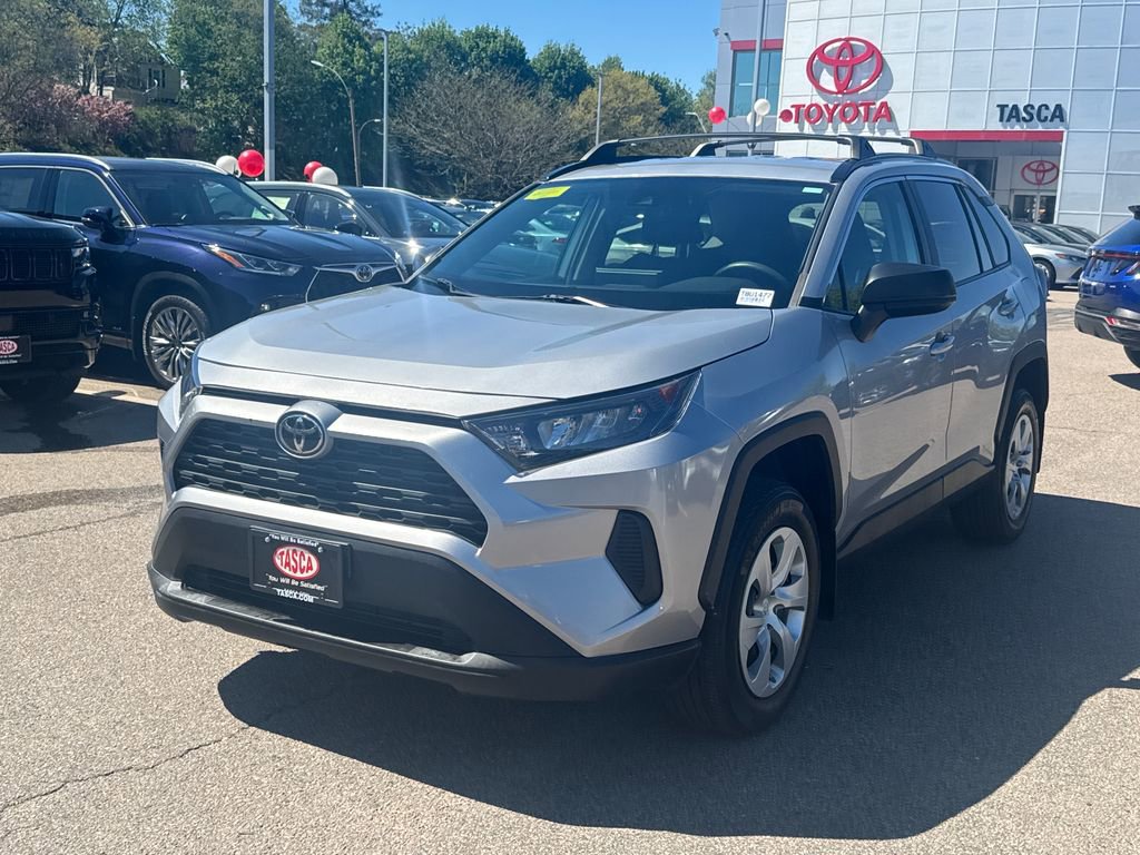 Used 2021 Toyota RAV4 LE w/ Carpet Mat Package (TMS) AWD/4WD image 3