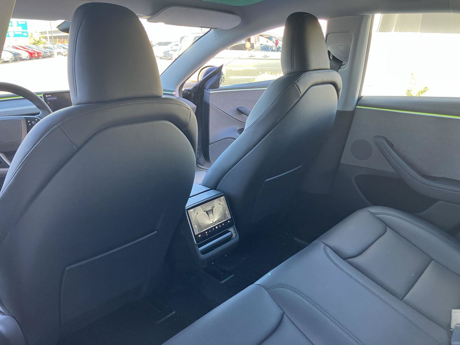 Used 2025 Tesla Model 3 Long Range RWD image 17