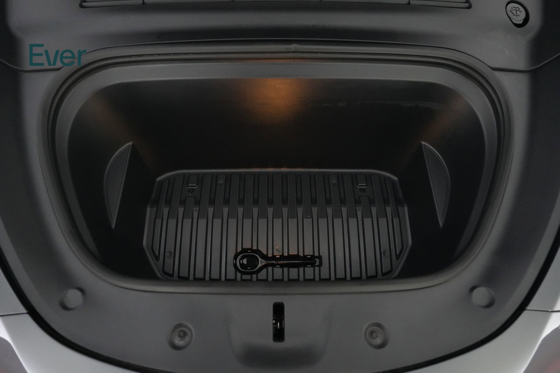 Used 2025 Tesla Model Y Long Range RWD image 25
