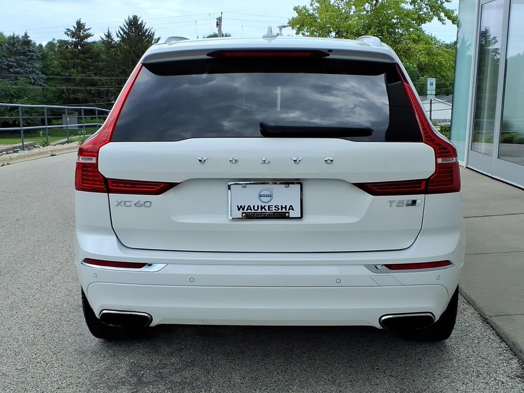 Used 2018 Volvo XC60 T5 Inscription w/ Vision Package AWD/4WD image 4