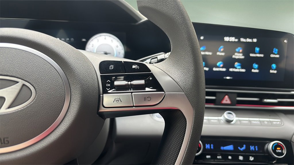 Certified 2024 Hyundai Elantra SEL image 26