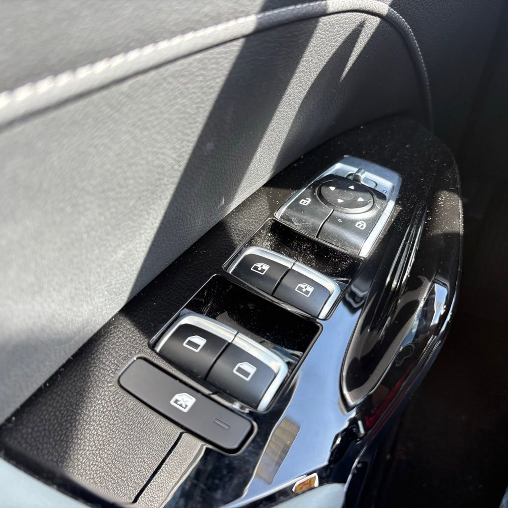 Used 2021 Kia K5 EX image 25