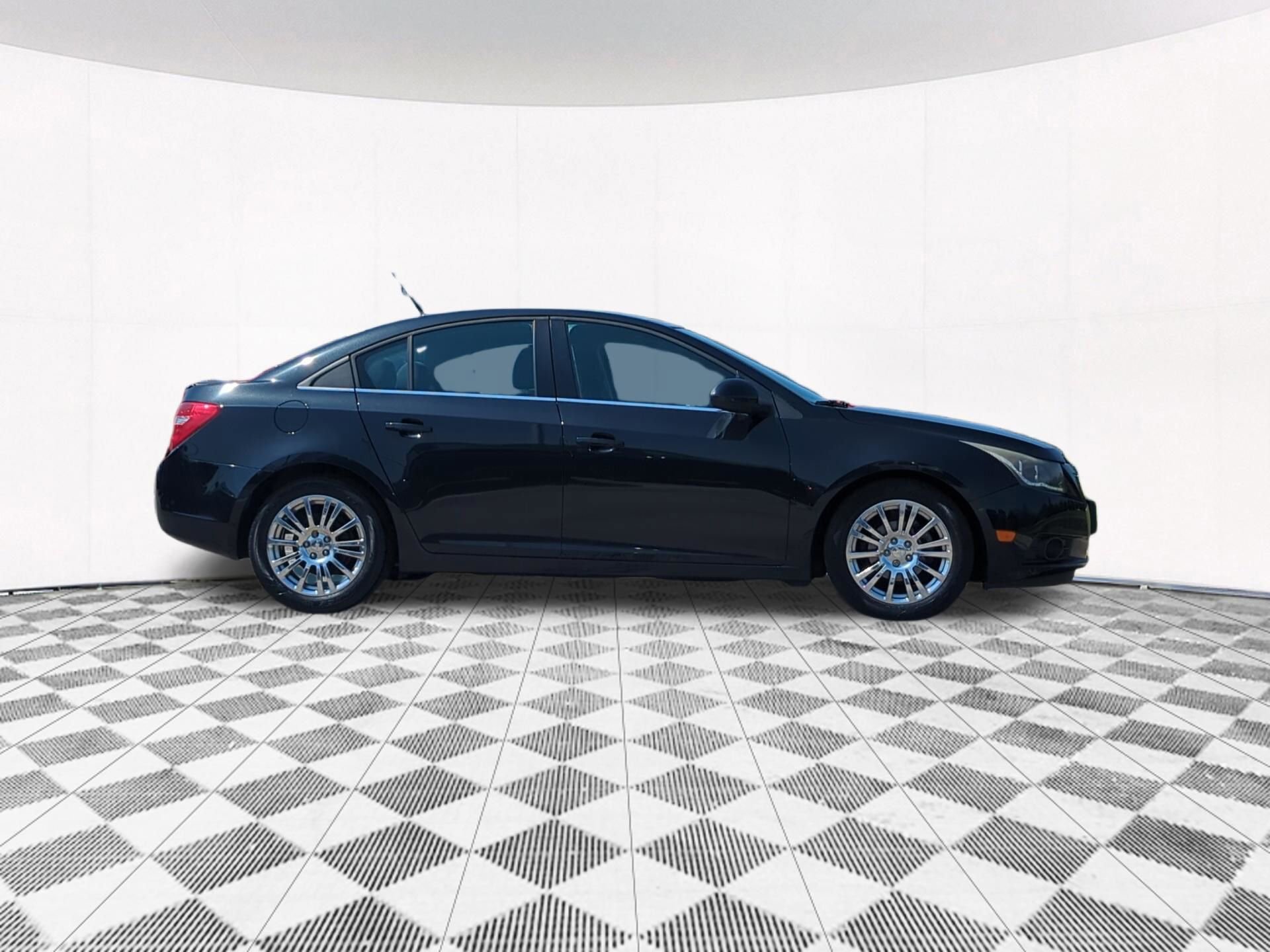 Used 2012 Chevrolet Cruze Eco FWD image 7
