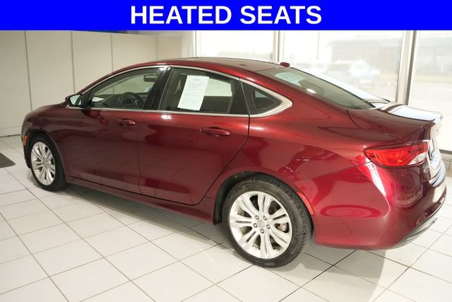 Used 2015 Chrysler 200 Limited w/ Comfort Group FWD image 4