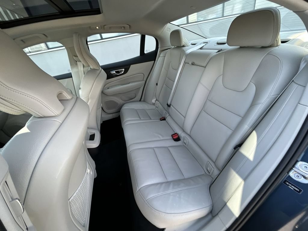 Certified 2024 Volvo S60 B5 Plus w/ Climate Package AWD/4WD image 23