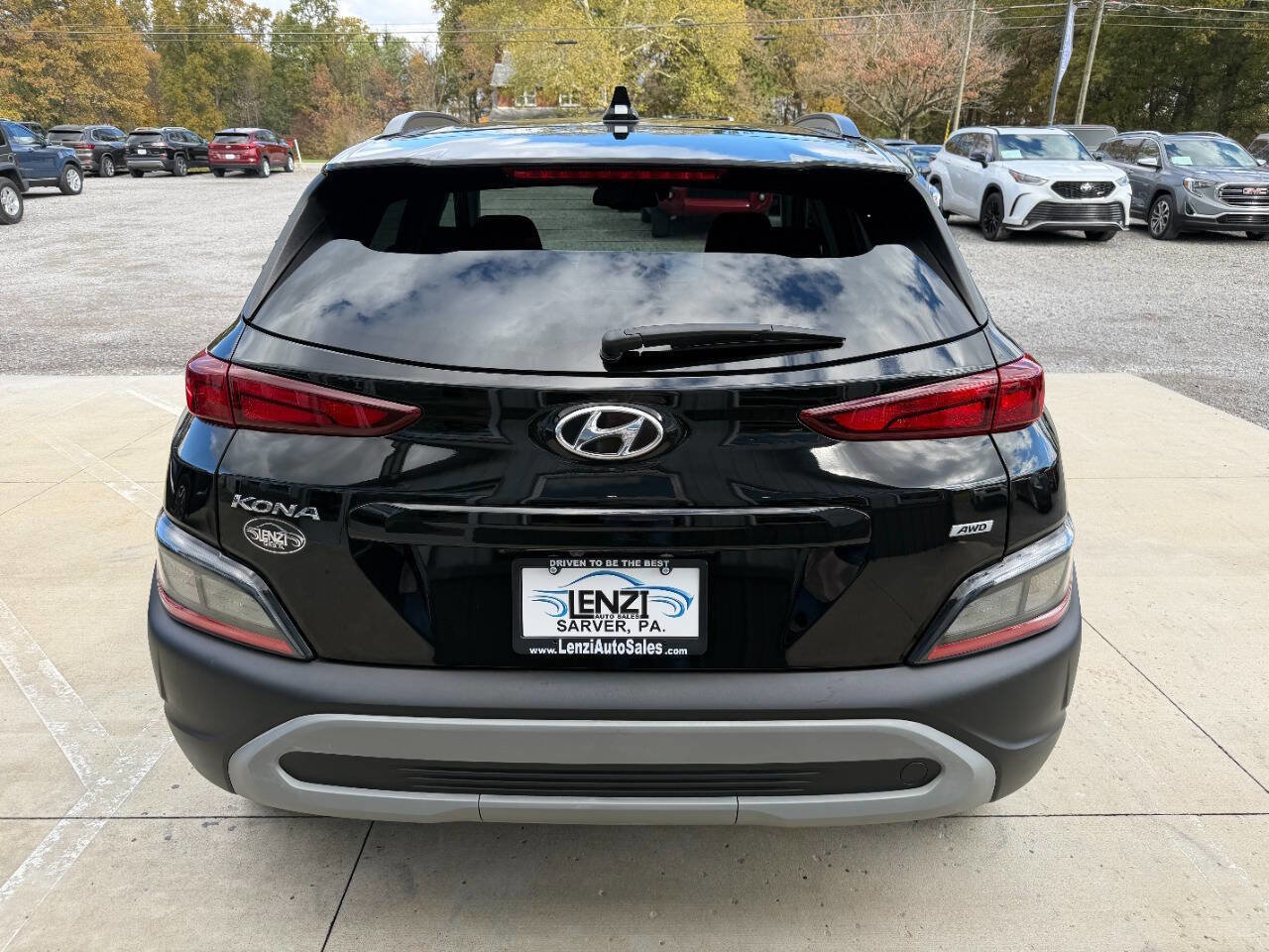 Used 2023 Hyundai Kona SEL w/ Cargo Package image 9