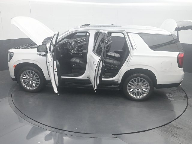 Used 2024 GMC Yukon Denali RWD image 46