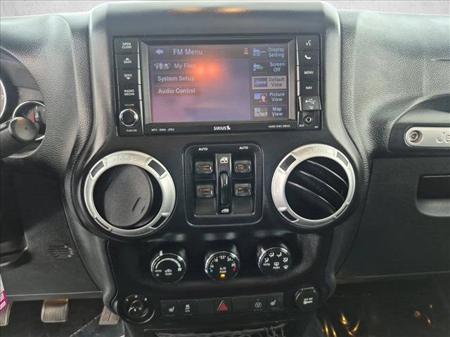 Used 2015 Jeep Wrangler Unlimited Sahara w/ Mopar Chrome Edition Group AWD/4WD image 14