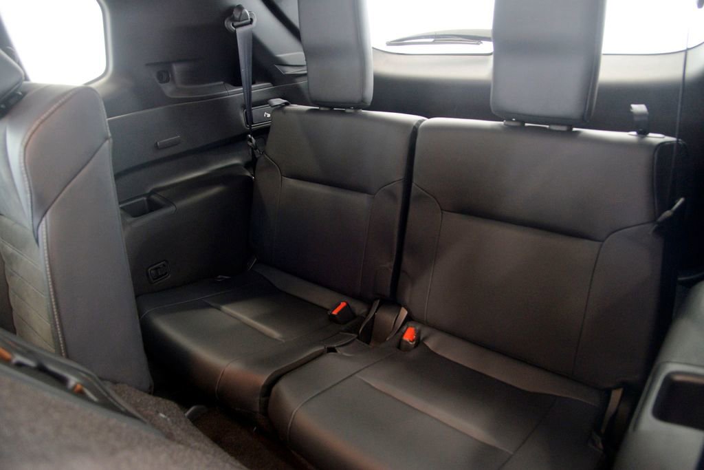 Used 2023 Mitsubishi Outlander SE image 28