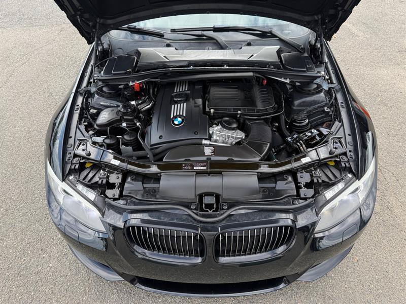 Used 2013 BMW 335is Convertible RWD image 19
