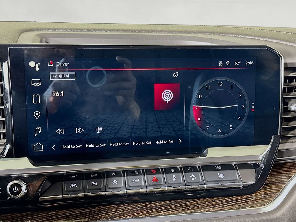 Used 2024 GMC Sierra 1500 Elevation w/ Elevation Premium Package AWD/4WD image 33