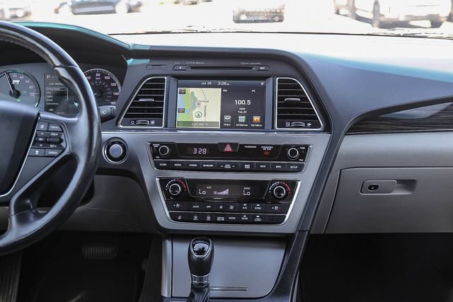 Used 2016 Hyundai Sonata Limited FWD image 14