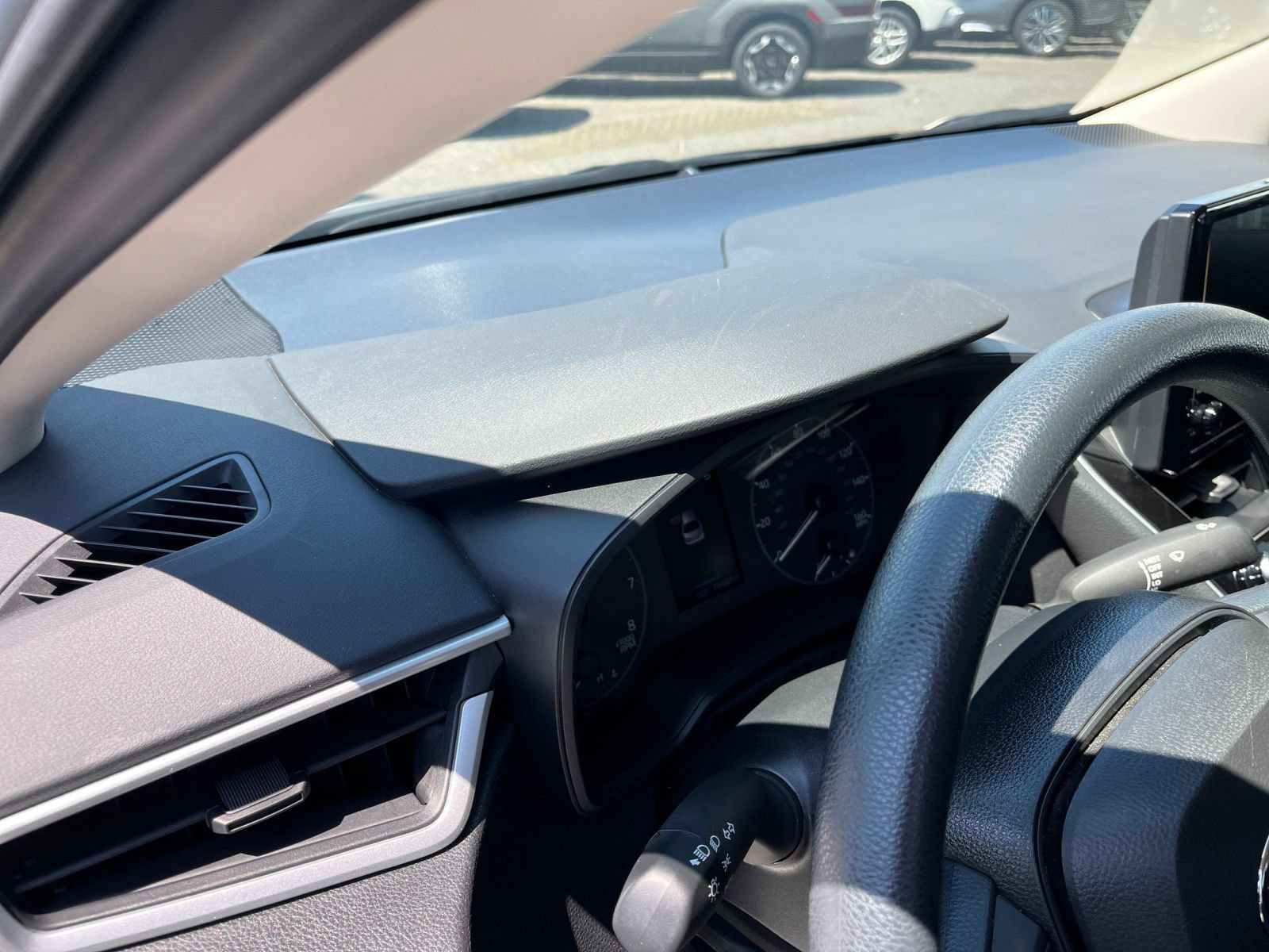 Used 2025 Toyota Corolla LE FWD image 34