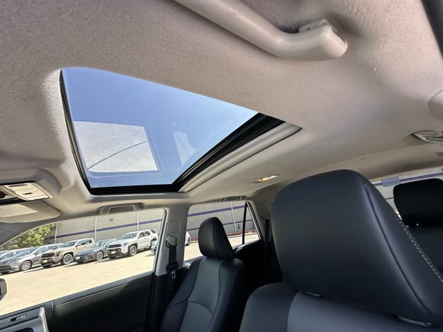 Used 2022 Toyota 4Runner SR5 Premium w/ Moonroof Package RWD image 25