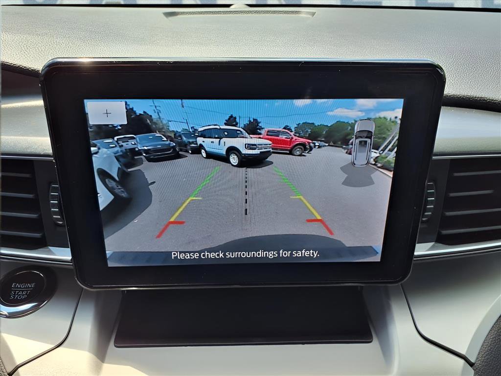 Used 2023 Ford Explorer XLT w/ Equipment Group 202A image 25