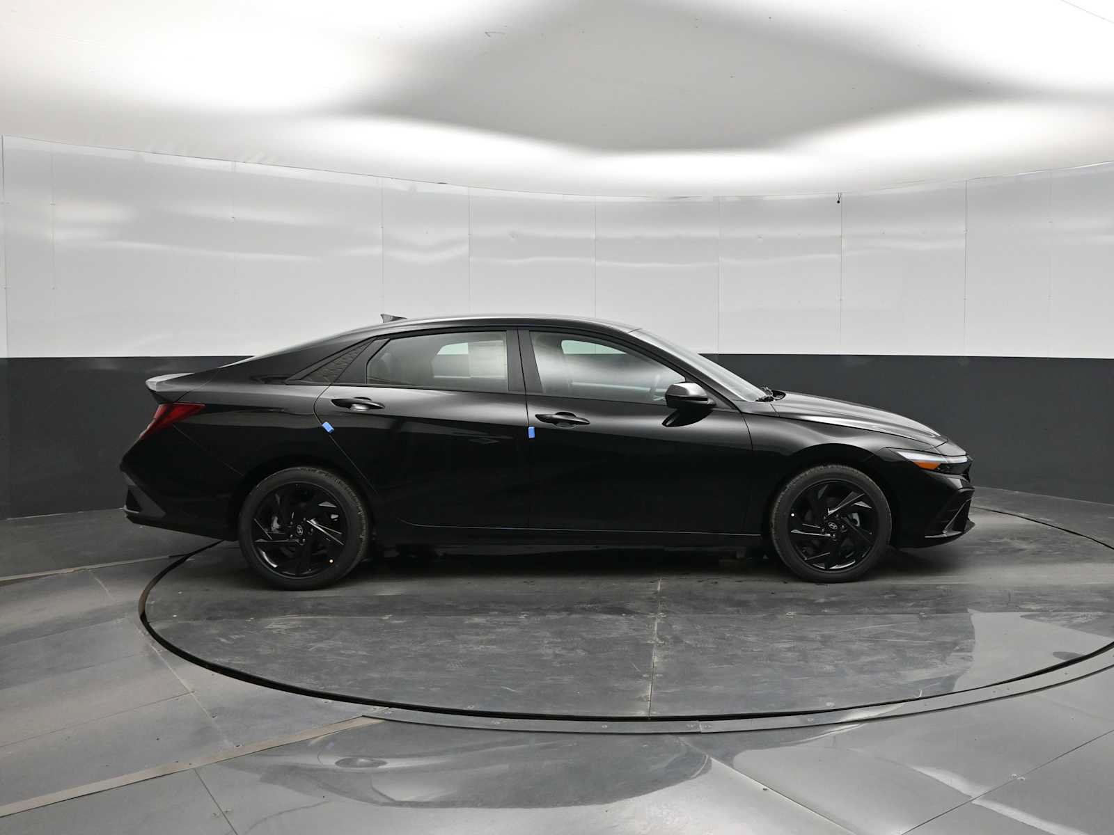 New 2026 Hyundai Elantra Sport FWD image 9