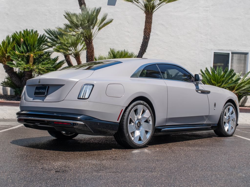 Used 2024 Rolls-Royce Spectre w/ Spectre Launch Package AWD/4WD image 2