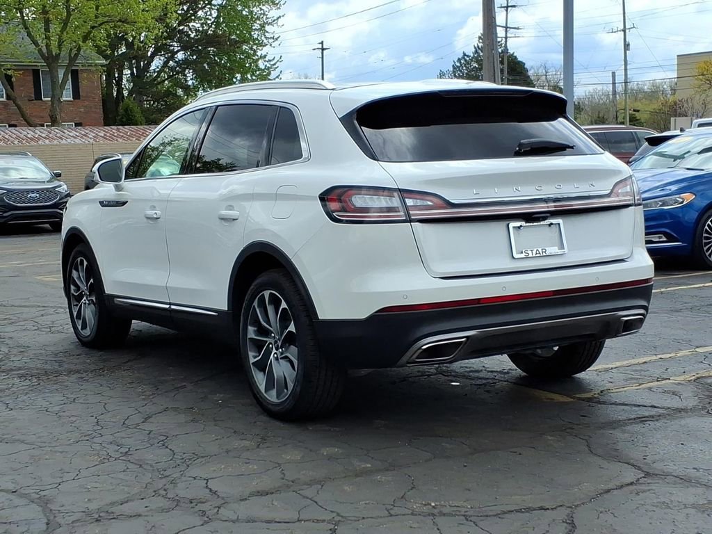 Certified 2022 Lincoln Nautilus Reserve w/ Luxury Package AWD/4WD image 5