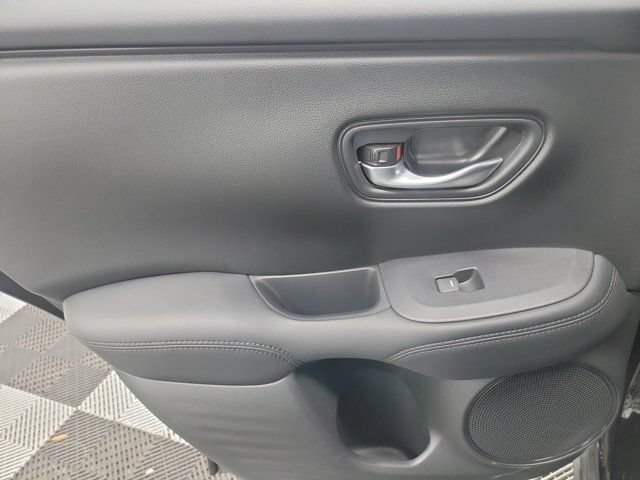 Used 2025 Honda HR-V LX image 14