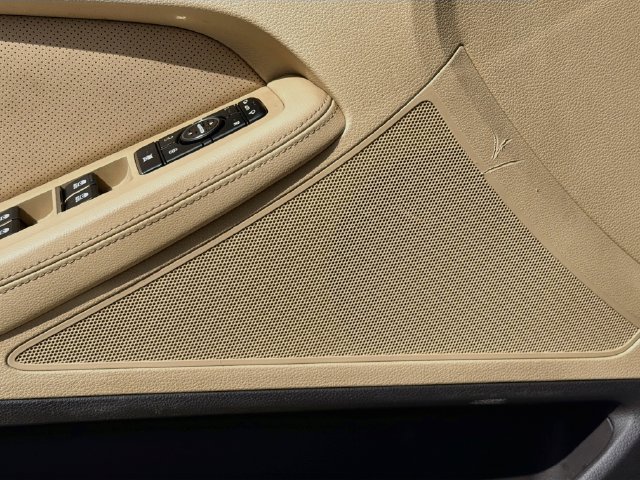 Used 2019 Genesis G80 3.8 RWD image 21