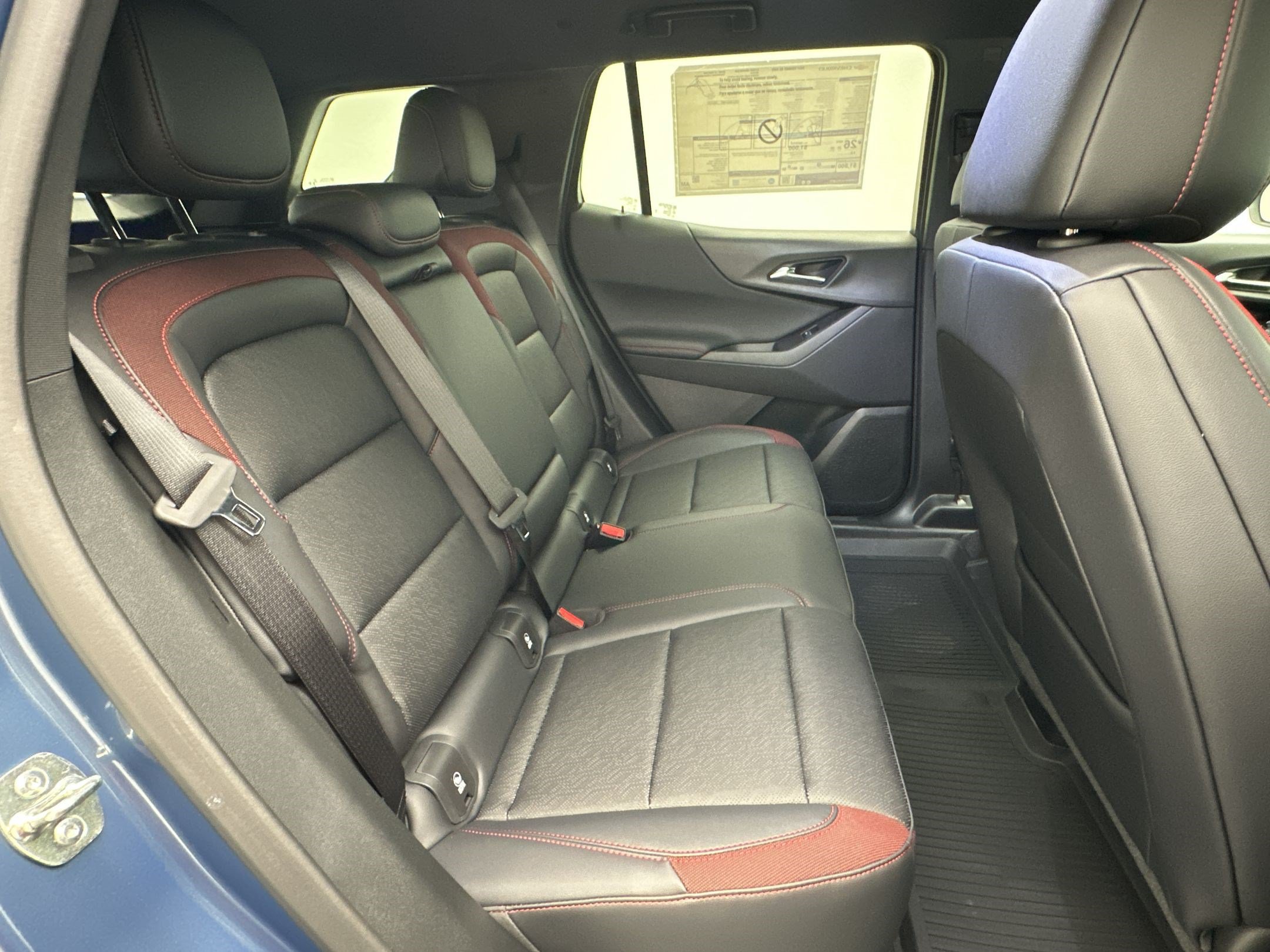 New 2027 Chevrolet Equinox RS w/ LPO, Floor Liner Package AWD/4WD image 30