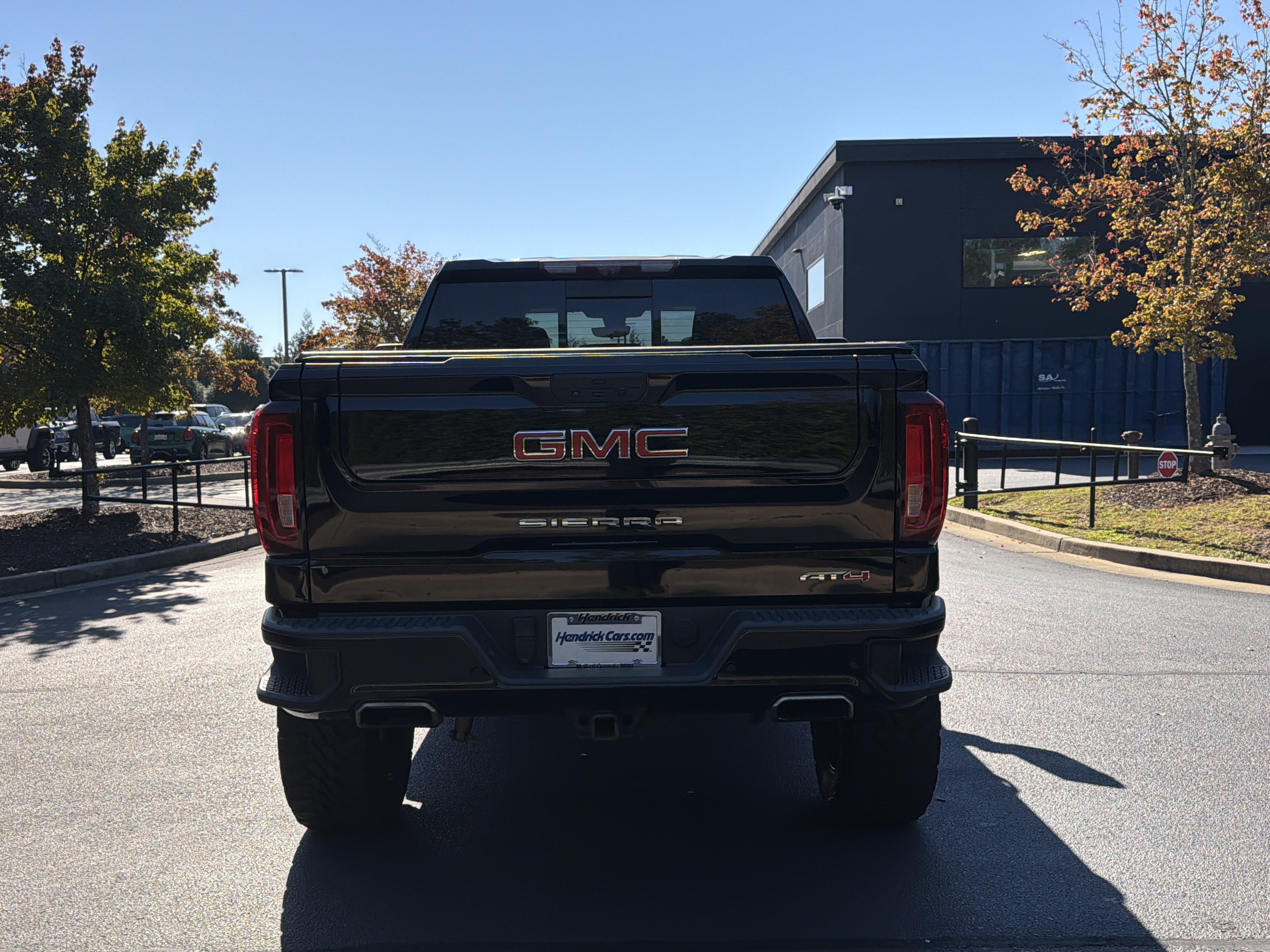 Used 2022 GMC Sierra 1500 AT4 w/ AT4 Premium Package AWD/4WD image 16