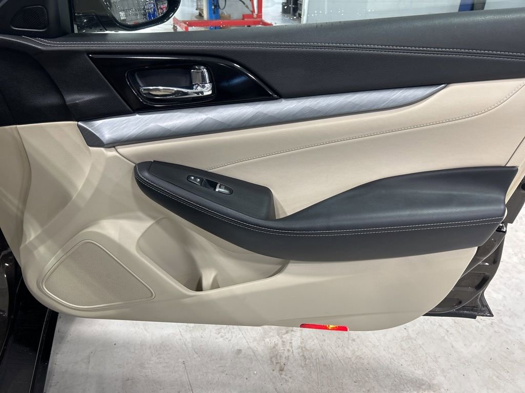 Used 2016 Nissan Maxima 3.5 SL image 33