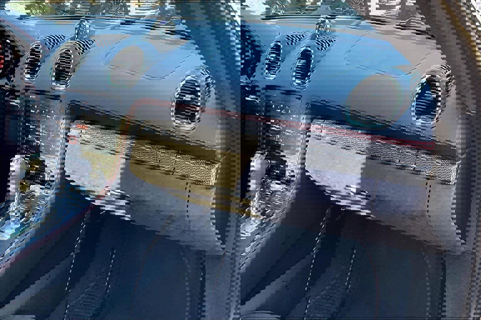 Used 2019 Porsche 718 Cayman GTS image 19