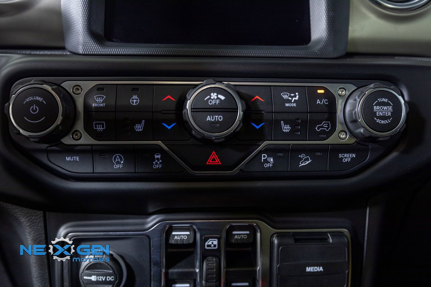 Used 2019 Jeep Wrangler Unlimited Rubicon AWD/4WD image 17