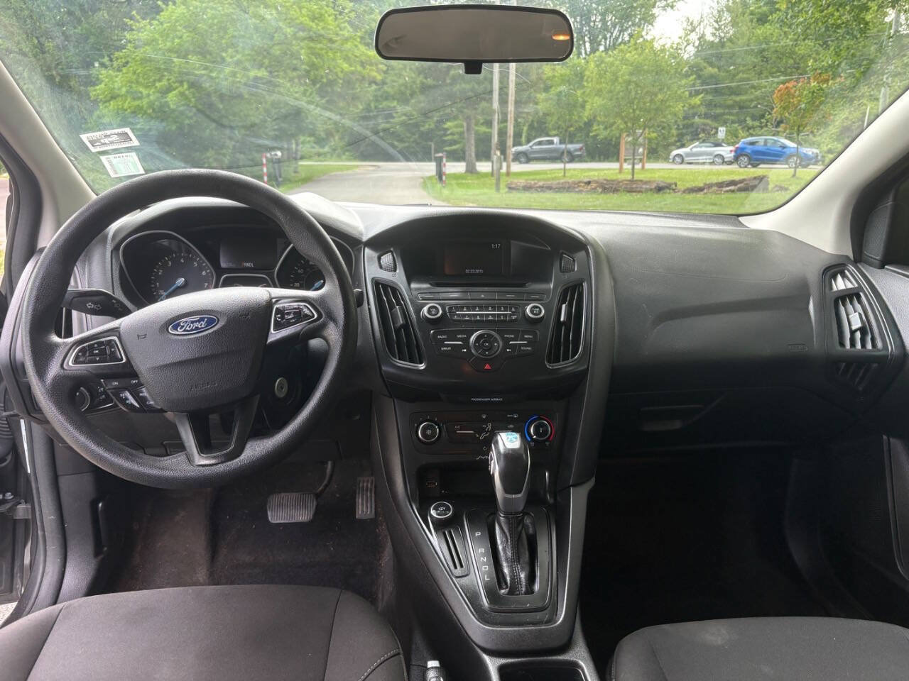 Used 2015 Ford Focus SE FWD image 26