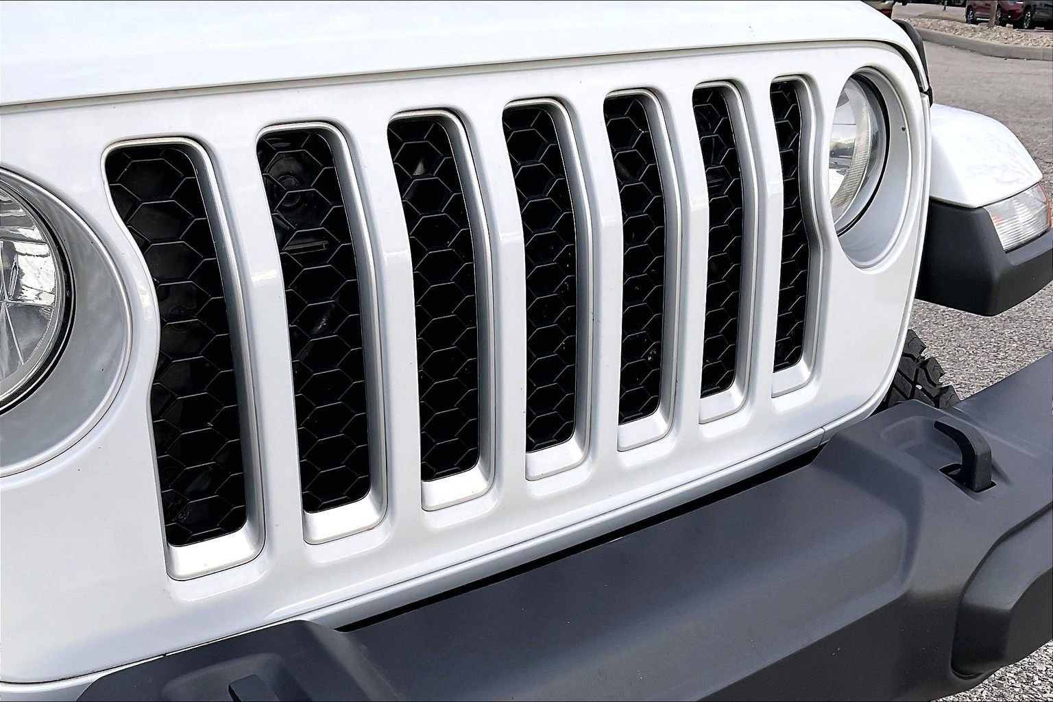 Used 2022 Jeep Gladiator Overland w/ Popular Equipment Package image 24