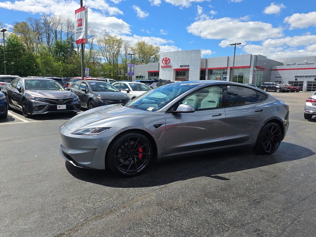 Used 2024 Tesla Model 3 Performance AWD/4WD image 3